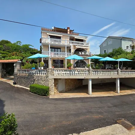Appartement Mit Balkon - Gemeinsamer Pool Und Terrasse By Interhome *