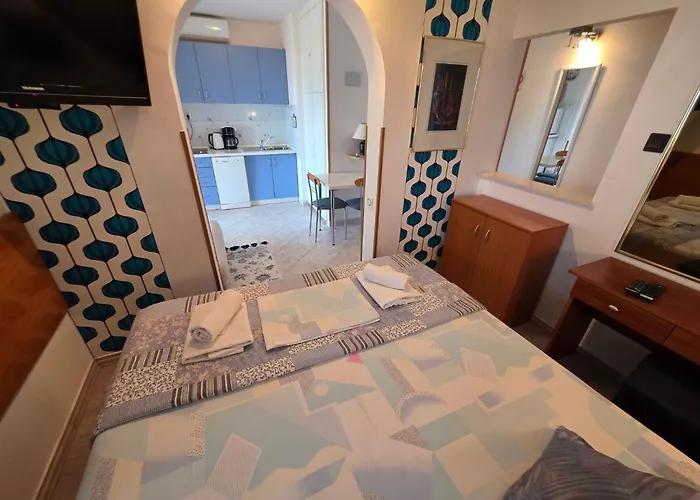 Appartement Mit Balkon - Gemeinsamer Pool Und Terrasse By Interhome *