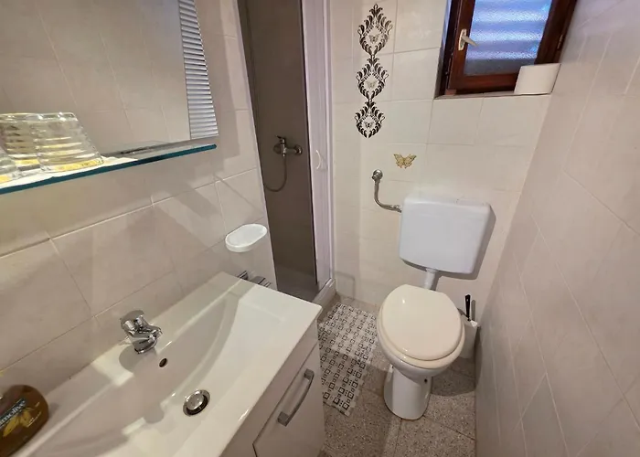 Appartement Mit Balkon - Gemeinsamer Pool Und Terrasse By Interhome *