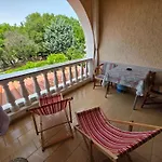 Mit Balkon - Gemeinsamer Pool Und Terrasse By Interhome Appartamento